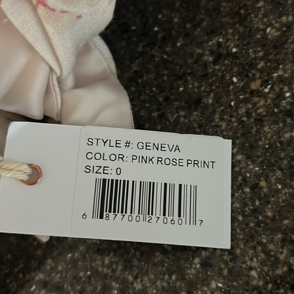 The Geneva Top in Pink Rose Print - Picture 7 of 8